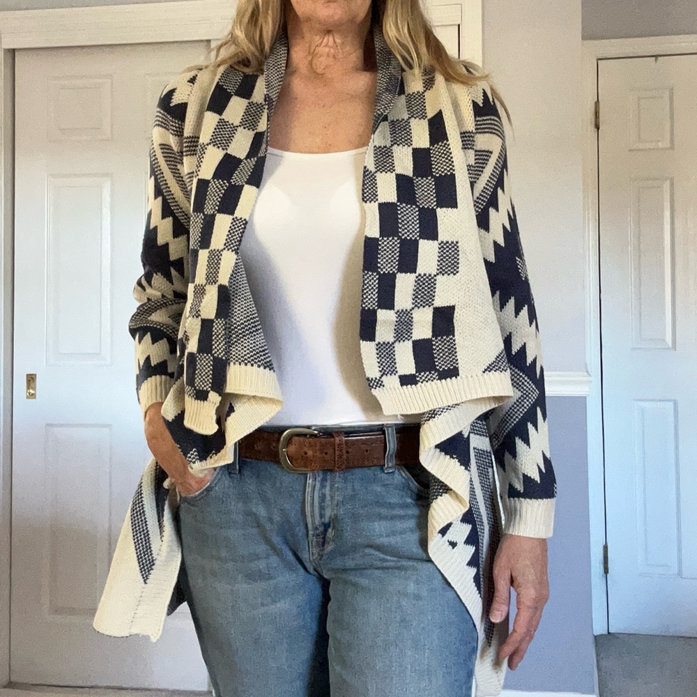 “Davi & Dani” Boho, Navy & Cream, Aztec Design, O… - image 2